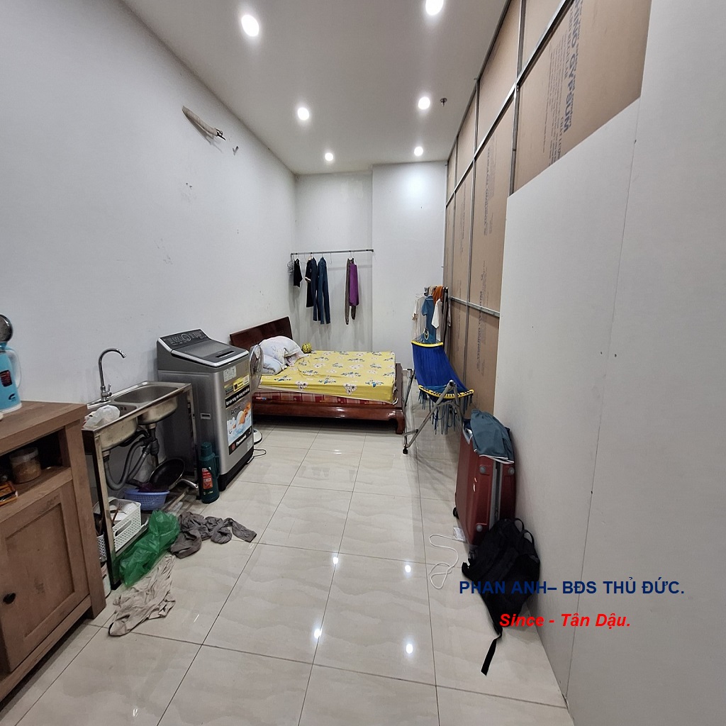 🏡【Bán Gấp ] Nhà Mặt Phố Liền Kề Nguyễn Duy Trinh, Quận 2_ 74 m²_ Chưa đến 3 ty 2 _ 3 Tầng . - Ảnh 2